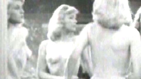 Pic: Agnès Laurent in The Nude Set (1957)