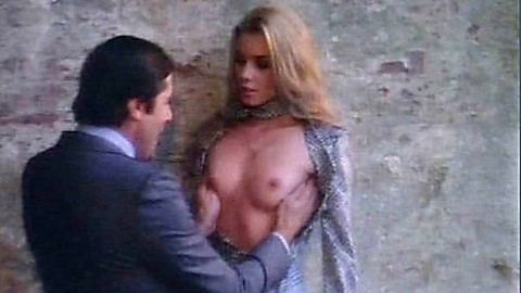Pic: Cinzia Monreale in Quel movimento che mi piace tanto (1975)