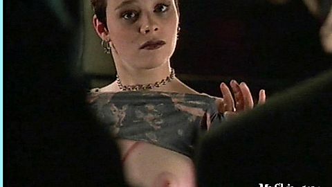 Pic: Elizabeth Hanes in Cold Blooded (2000)