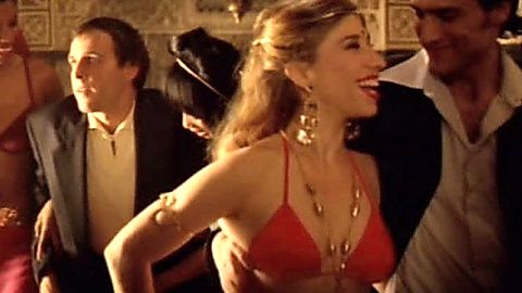Pic: Nathalie Seseña in Airbag (1997)