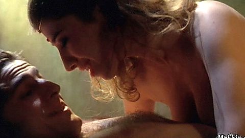 Pic: Nathalie Seseña in Airbag (1997)