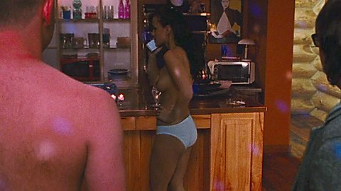 Pic: Crystal Lowe in Hot Tub Time Machine (2010)