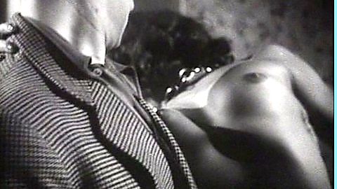 Pic: Françoise Arnoul in L' Épave (1949)