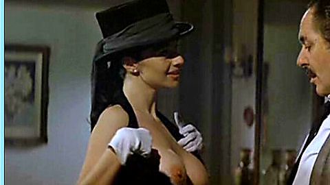Pic: Beatriz Rico in Tiovivo c. 1950 (2004)