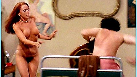 Pic: Nieves Navarro in Infermiera nella corsia dei militari (1980)