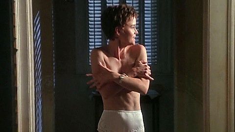 Pic: Lise Cutter in Havana (1990)