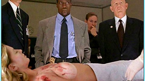 Pic: Mary Moore in Murder at 1600 (1997)