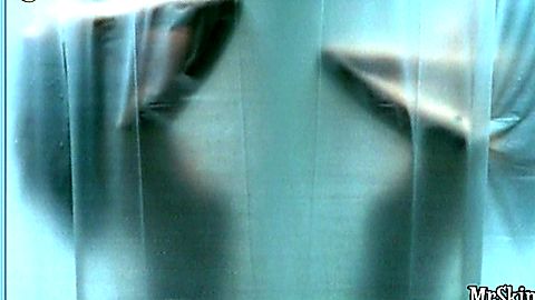 Pic: Chompunoot Piyapane in Body Jumper (2001)