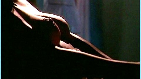Pic: Jacaranda Alfaro in La portera ardiente (1989)