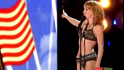 Pic: Kathy Griffin in VH1 Divas: Salute The Troops