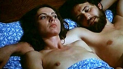 Pic: Thérèse Liotard in L' une chante, l'autre pas (1977)