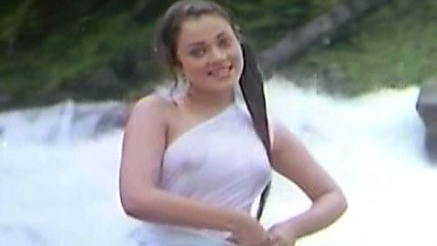 Pic: Mandakini  in Ram Teri Ganga Maili (1985)