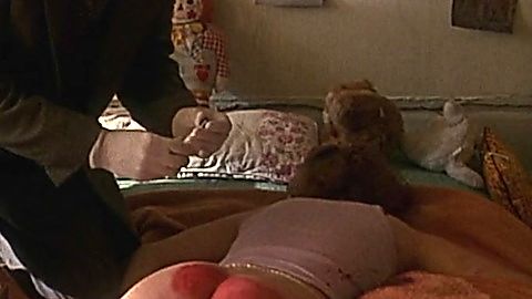 Pic: Alix Koromzay in Nightwatch (1997)