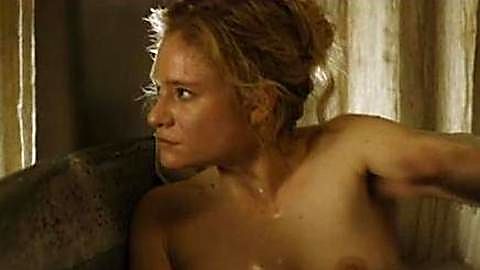 Pic: Julia Jentsch in Effi Briest (2009)