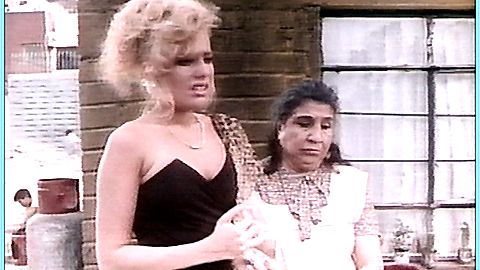 Pic: Lorena Herrera in La chica del alacran de oro (1992)
