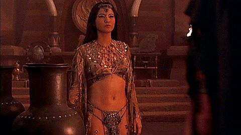 Pic: Kelly Hu in The Scorpion King (2002)