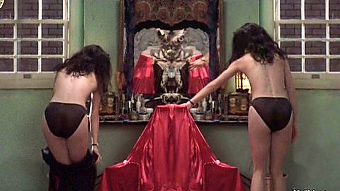 Pic: Emmanuelle Vaugier in The Demon Within (2000)