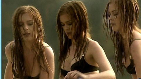 Pic: Isla Fisher in The Pool (2001)