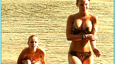 Pic: Ivonne Schönherr in Berlin, Berlin (2002)