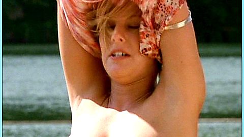 Pic: Ivonne Schönherr in Berlin, Berlin (2002)