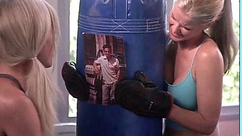 Pic: Maeve Quinlan in Totally Blonde (2001)