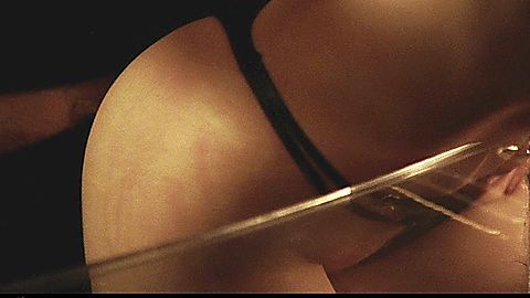 Pic: Kim Poirier in Dawn of the Dead (2004)
