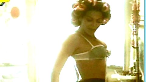 Pic: Beyoncé Knowles in Irreplaceable (2006)