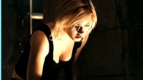 Pic: Elisha Cuthbert in Captivity (2007)