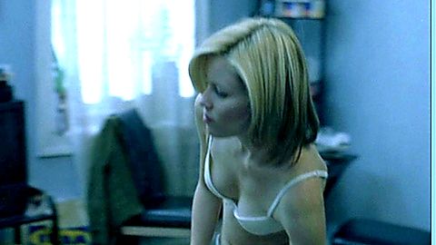 Pic: Elizabeth Banks in Heights (2005)