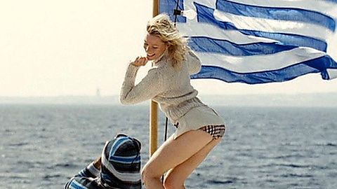 Pic: Elizabeth Banks in Swept Away (2002)