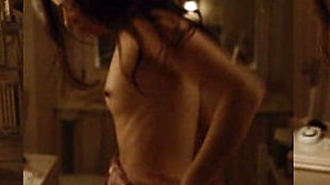 Pic: Nora Tschirner in Keinohrhasen (2007)
