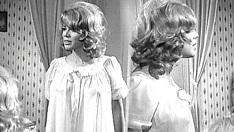 Pic: Dora Doll in Un drôle de caïd (1964)