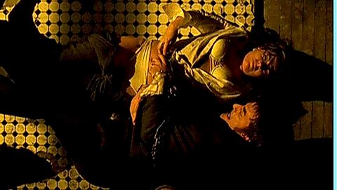Pic: Dagmara Dominczyk in Bad Apple (2004)