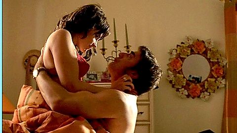 Pic: Dagmara Dominczyk in Bad Apple (2004)