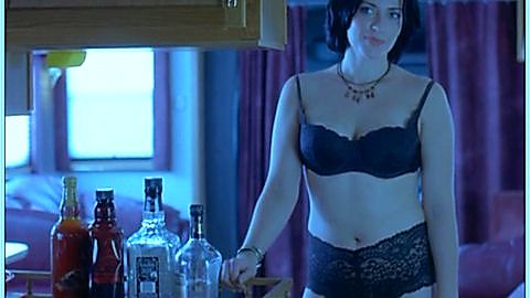 Pic: Dagmara Dominczyk in Tough Luck (2003)