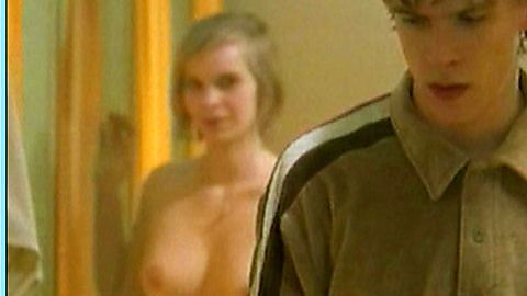 Pic: Jenny-Marie Muck in Die Katze von Altona (2002)