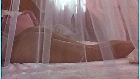 Pic: Amparo Grisales in Bésame mucho (1994)