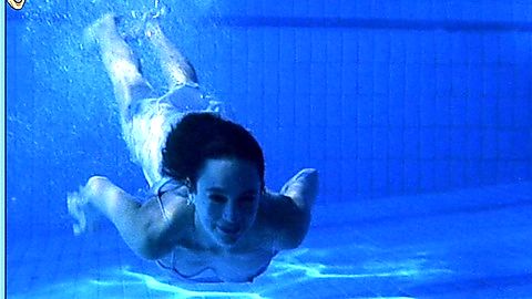 Pic: Soraya Gomaa in Marmor, Stein & Eisen (2000)