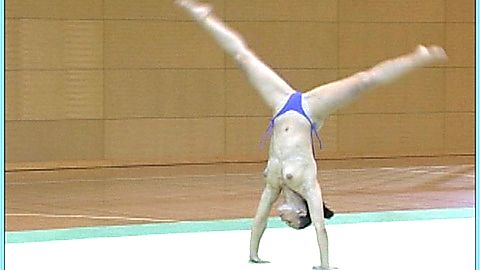 Pic: Lavinia Milosovici in Gold Bird (2002)