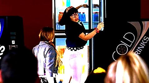 Pic: America Ferrera in Ugly Betty
