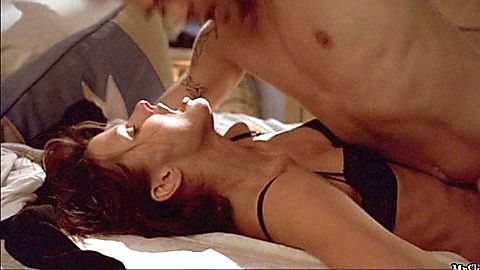 Pic: Bridget Moynahan in The Recruit (2003)