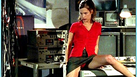 Pic: Birthe Wolter in Schulmädchen (2002)