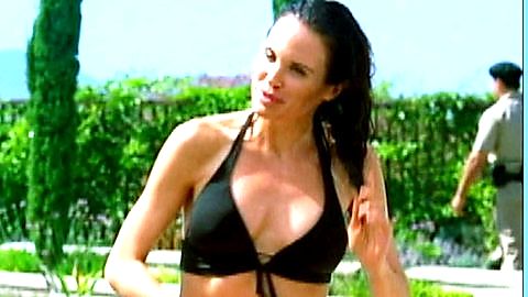Pic: Tia Texada in The Unit (2006)