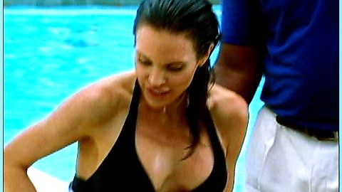 Pic: Tia Texada in The Unit (2006)
