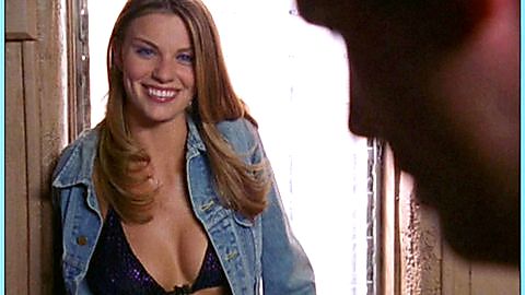 Pic: Nichole Hiltz in The Shield (2002)