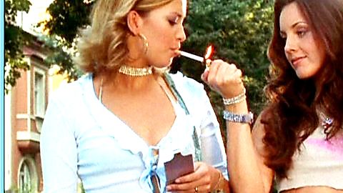 Pic: Laura Osswald in Schulmädchen (2002)