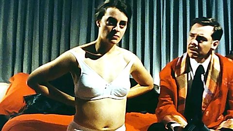 Pic: Helen Hopkins in Sensitive New-Age Killer (2000)
