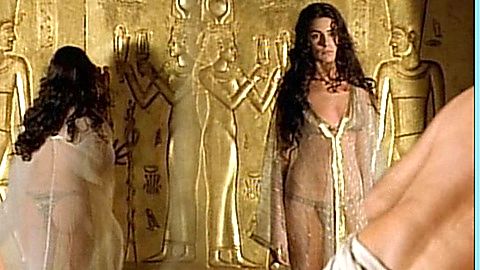 Pic: Anna Valle in Augustus (2003)