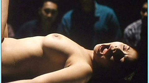 Pic: Klaudia Koronel in Live Show (2000)