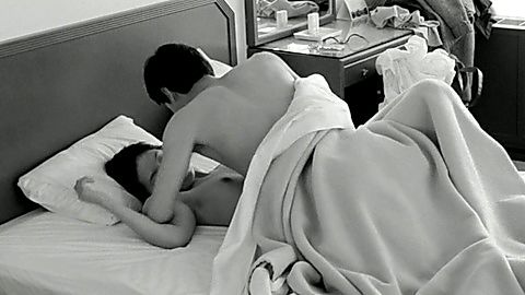 Pic: Lee Eun-ju in Virgin Stripped Bare by Her Bachelors (2000)